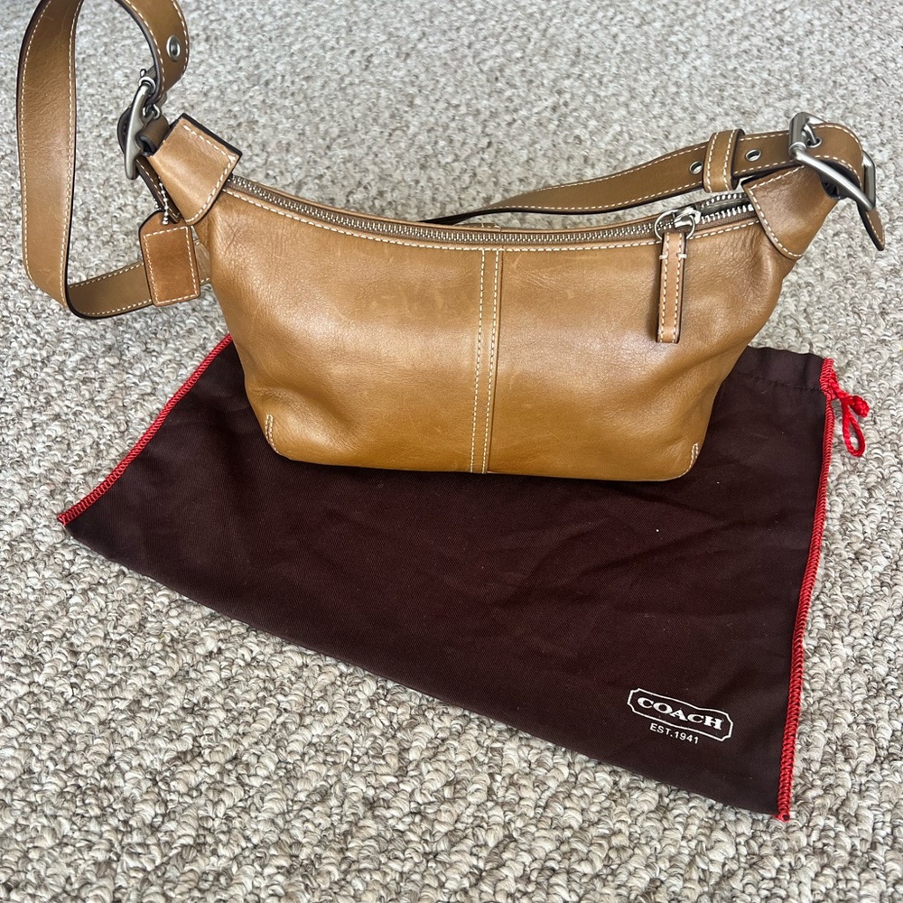 Vintage Coach Accessory Pouch Shoulder Leather Tan 9564 PRELOVED NICE condition